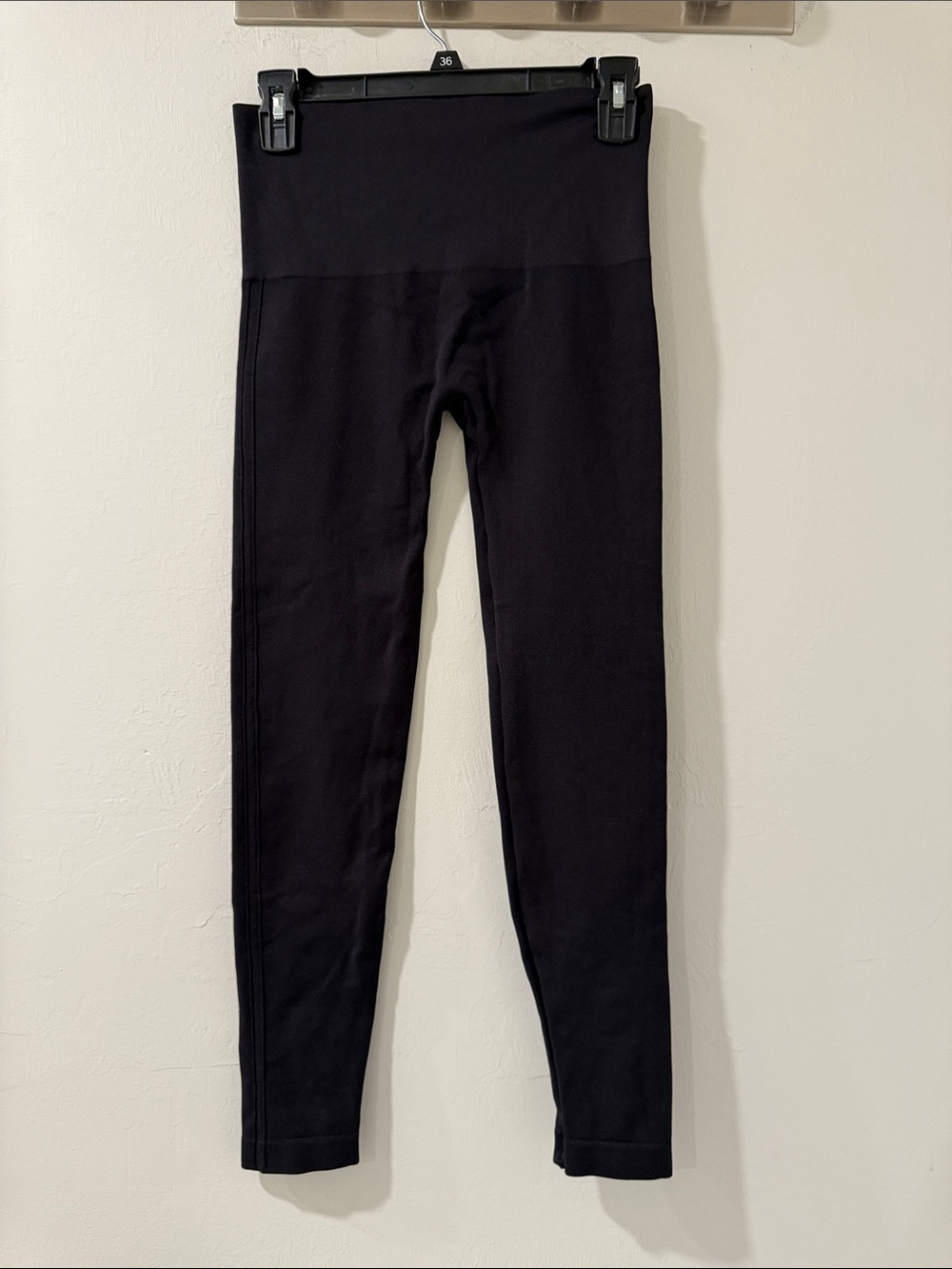 SPANX Women’s M Black High Waisted Shaping Leggings Tummy Control Stretch